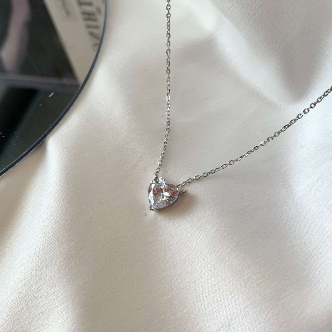 [AuraEcho]Heart Shape Main Stone Pendant Collarbone Necklace