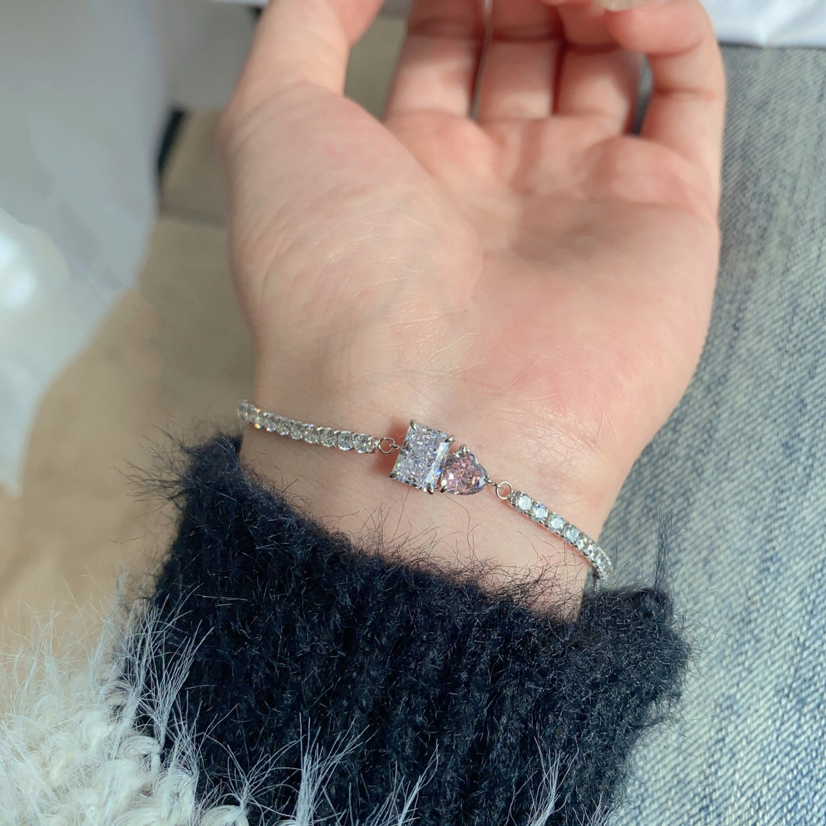 [AuraEcho]Dazzling Unique Multi Shape Lover Bracelet