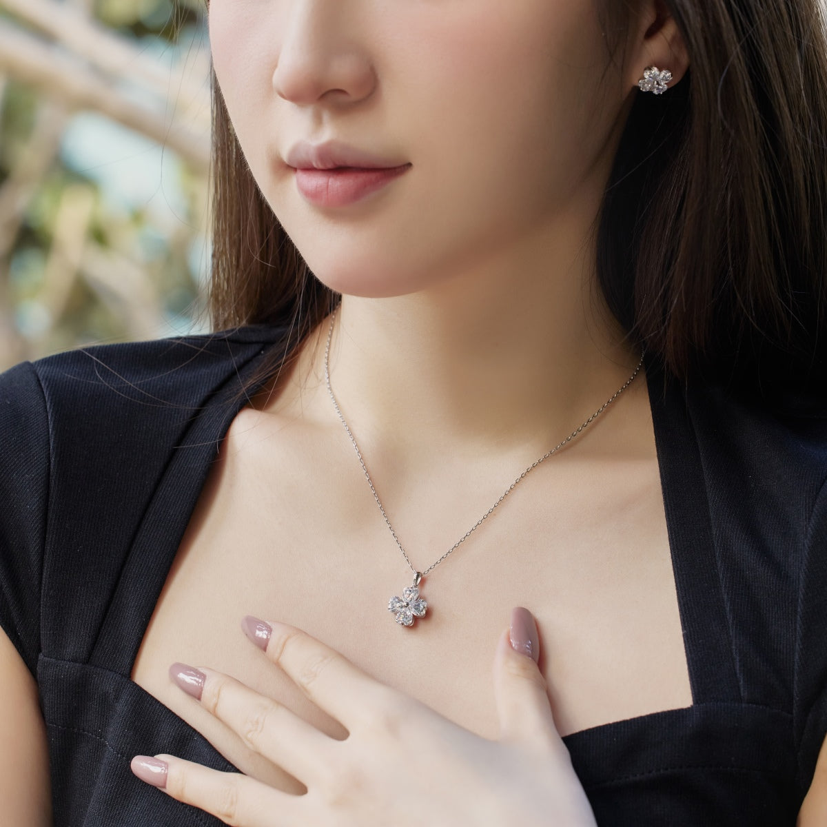 [AuraEcho]Heart-Shaped Four-Leaf Clover Bead Necklace