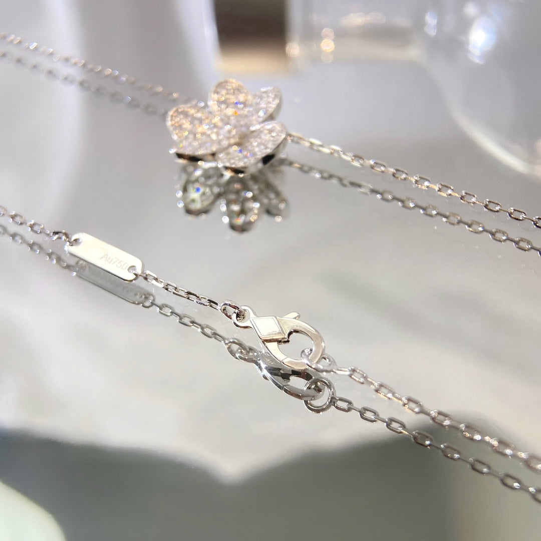 [AuraEcho]FLOWER DIAMOND NECKLACE