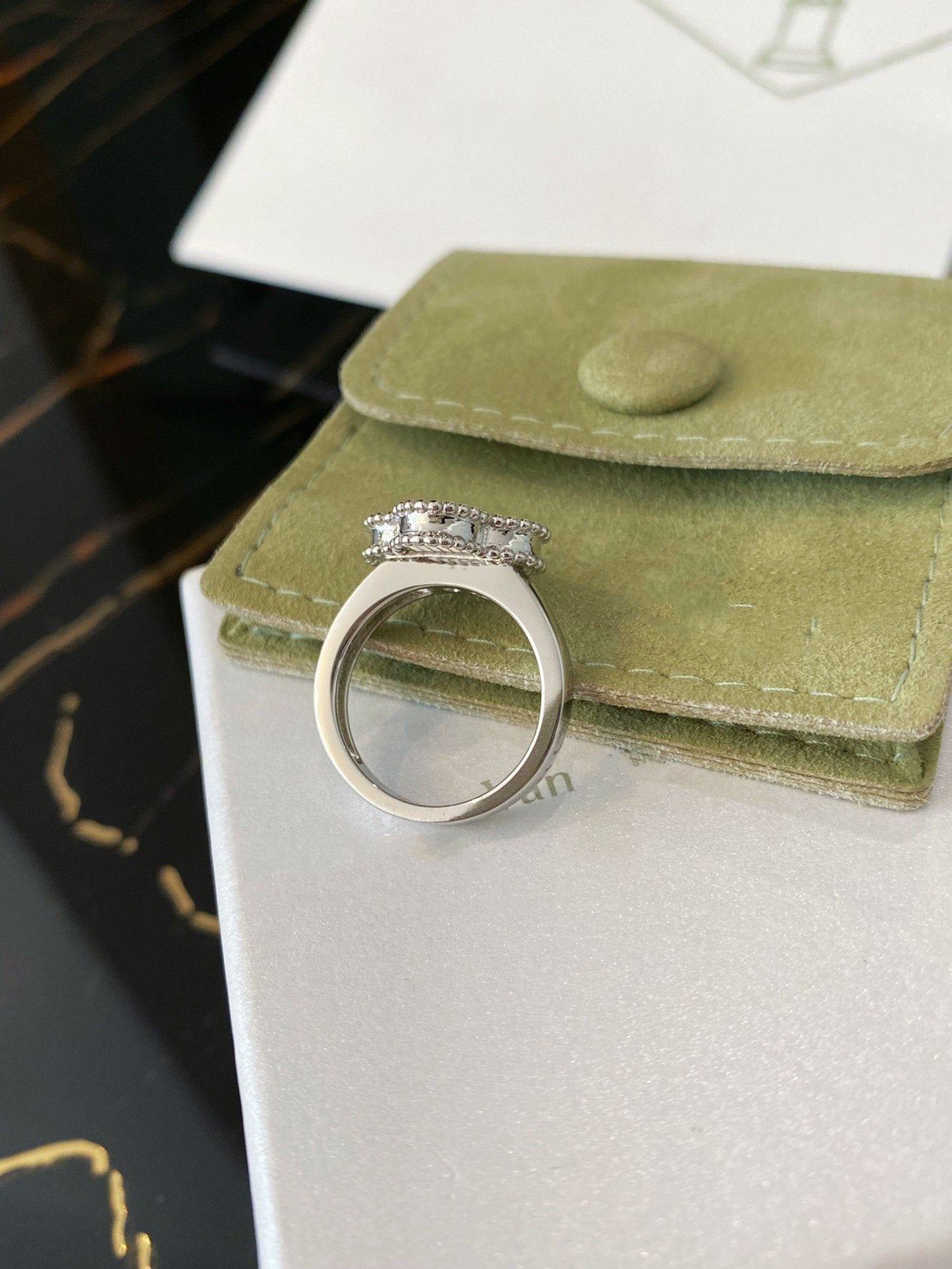 [AuraEcho]CLOVER SILVER RING