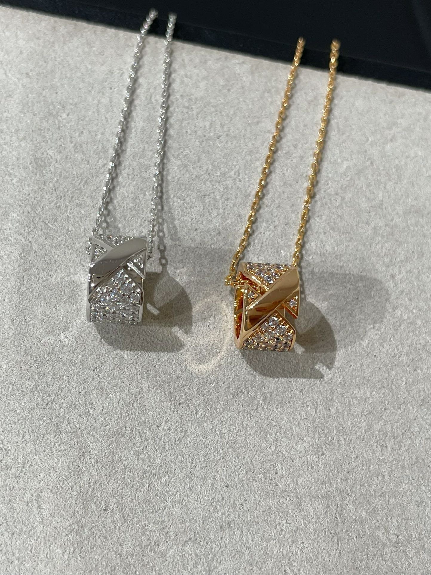 [AuraEcho]LIENS EVIDENCE DIAMOND PAVED NECKLACE