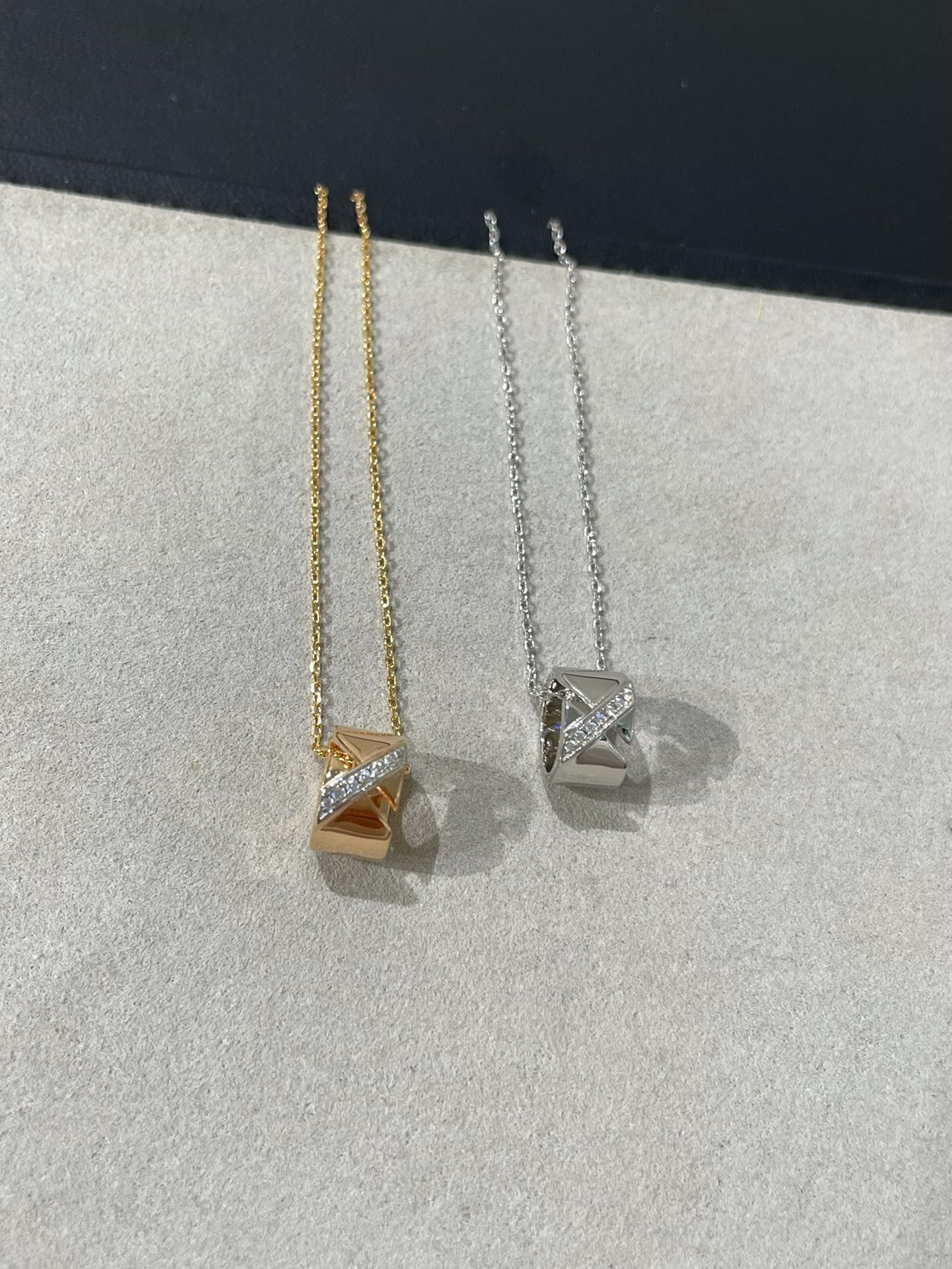 [AuraEcho]LIENS EVIDENCE DIAMOND NECKLACE