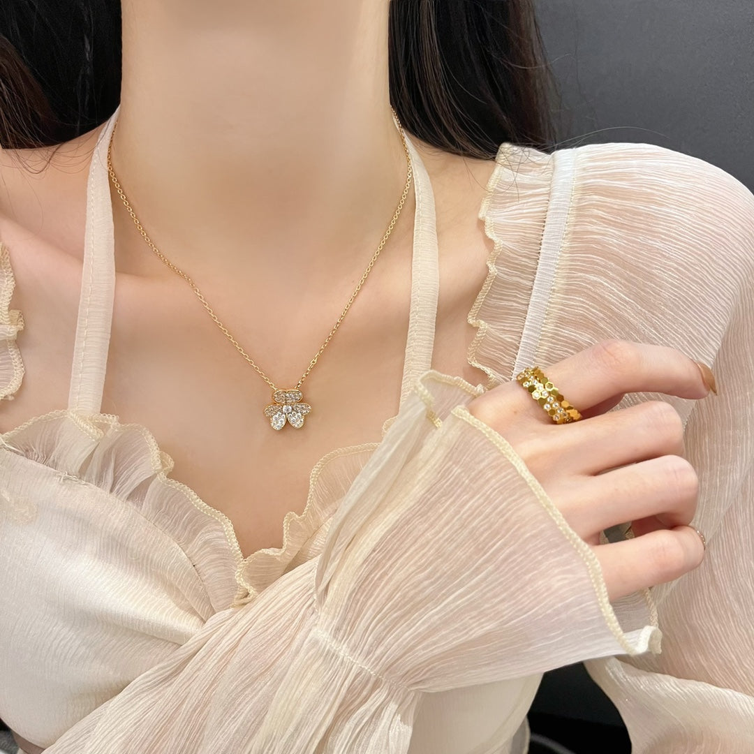 [AuraEcho]FLOWER DIAMOND NECKLACE