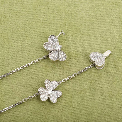 [AuraEcho]FRIVOLE SILVER 9 FLOWERS NECKLACE
