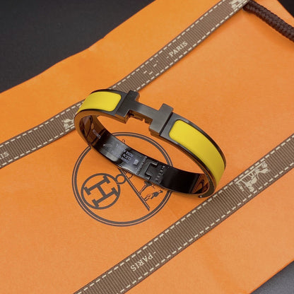 [AuraEcho]CLIC HM SO BLACK YELLOW BRACELET
